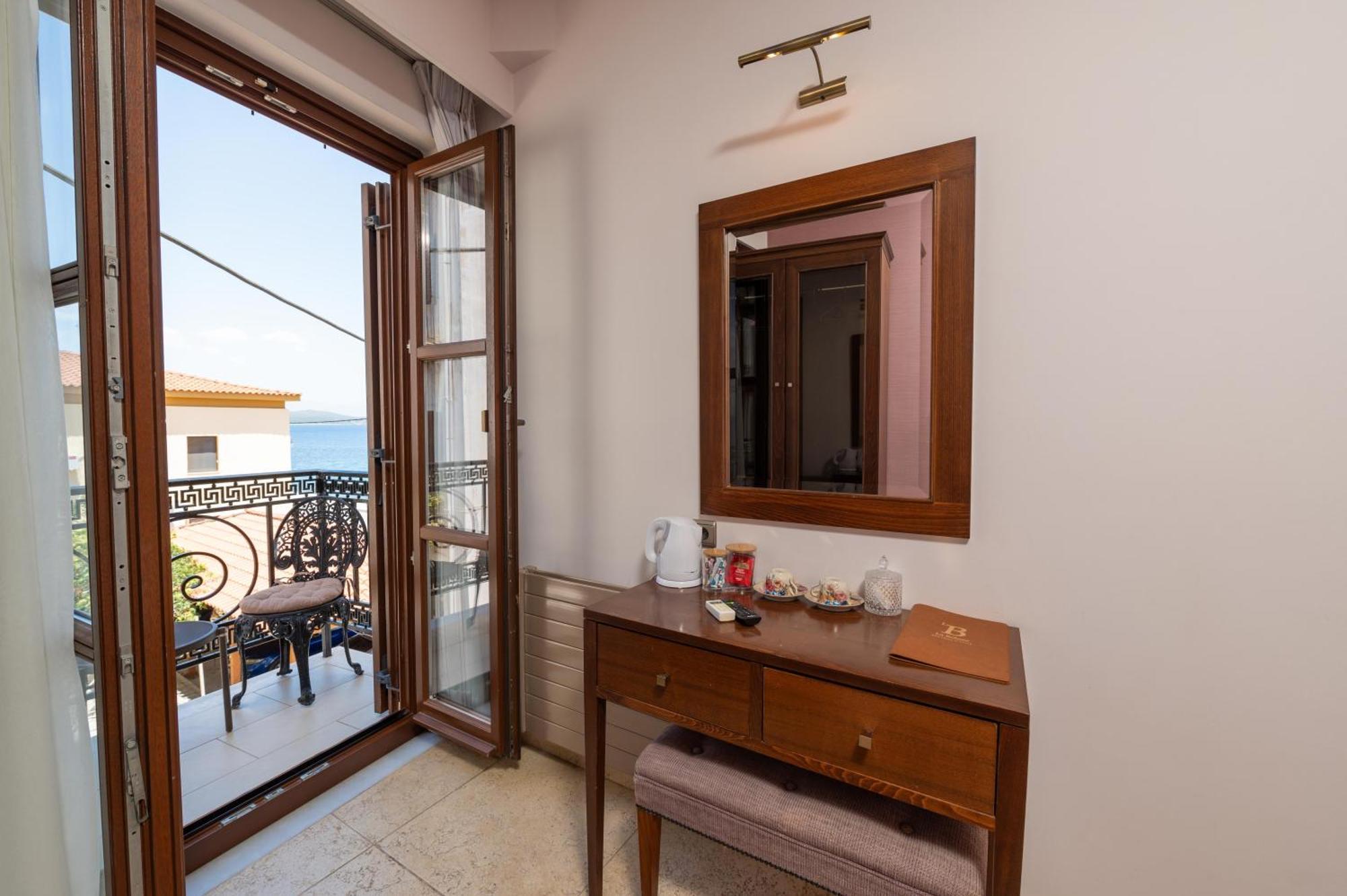 La Boheme Hotel Jýthio Eksteriør bilde